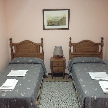 Apartamentos Turisticos San Juan De La Pena Santa Cruz de la Serós Εξωτερικό φωτογραφία