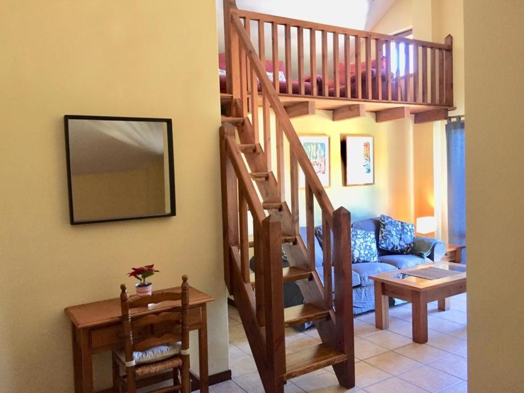 Apartamentos Turisticos San Juan De La Pena Santa Cruz de la Serós Εξωτερικό φωτογραφία