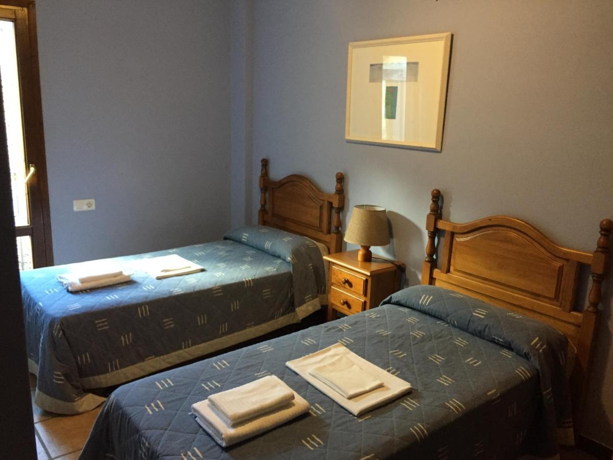 Apartamentos Turisticos San Juan De La Pena Santa Cruz de la Serós Εξωτερικό φωτογραφία