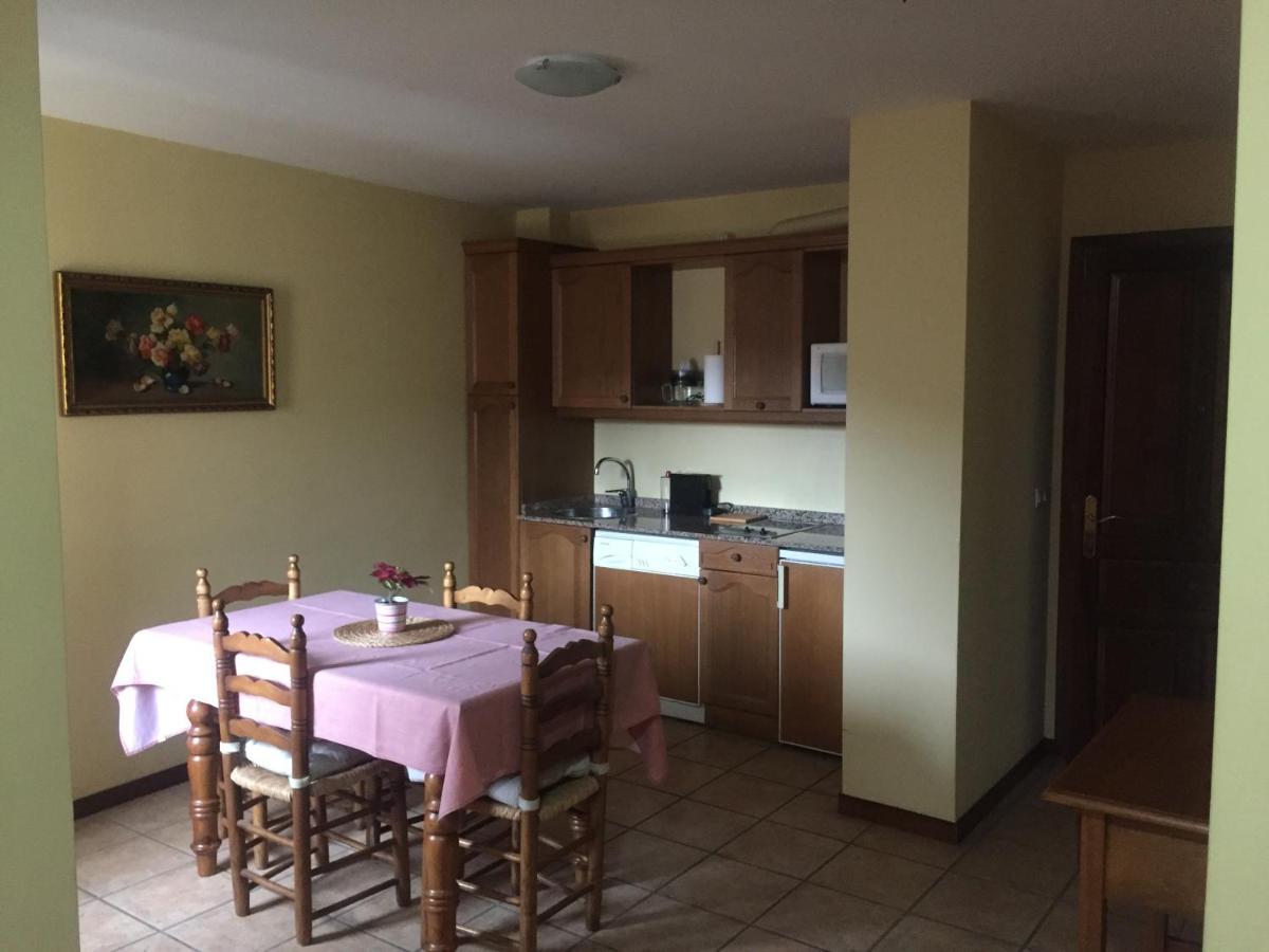 Apartamentos Turisticos San Juan De La Pena Santa Cruz de la Serós Εξωτερικό φωτογραφία